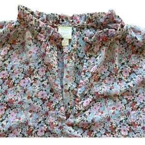 Chic Floral Ruffle Sleeve Blouse